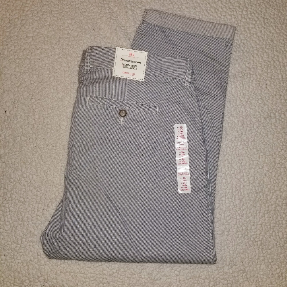 GAP khakis NWT